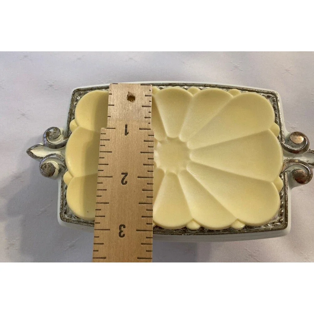 Vintage Amerock Bonaventure Collection Soap Dish Free Standing White Art Deco